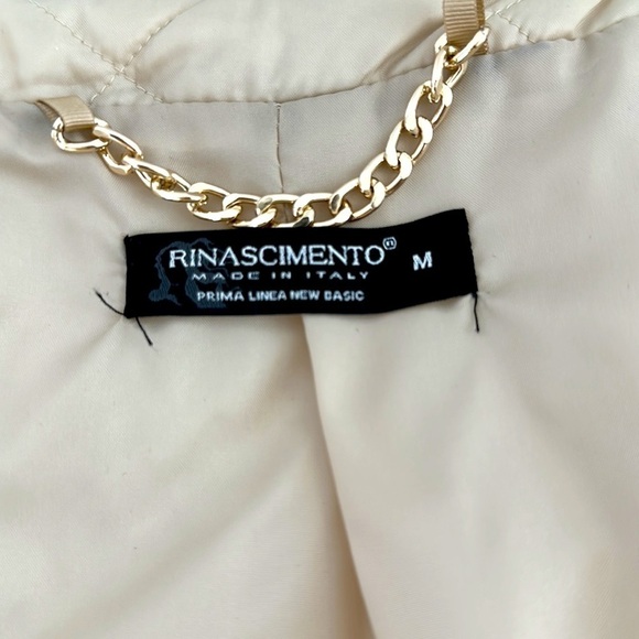Rinacimento Short Waisted Quilted Crème Jacket. Size M - Picture 6 of 8